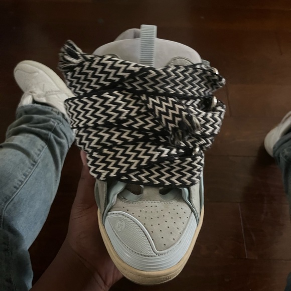 Lanvin Sneakers with Zigzag Laces - Picture 3 of 7